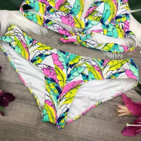 Victoria’s Secret Tropical Vibrant Palm Banana Leaf Bikini S/M NWOT - Picture 4 of 13